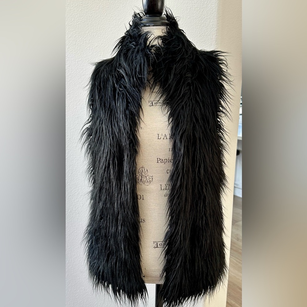 Michael by Michael Kors black Mongolian fur vest size Medium M